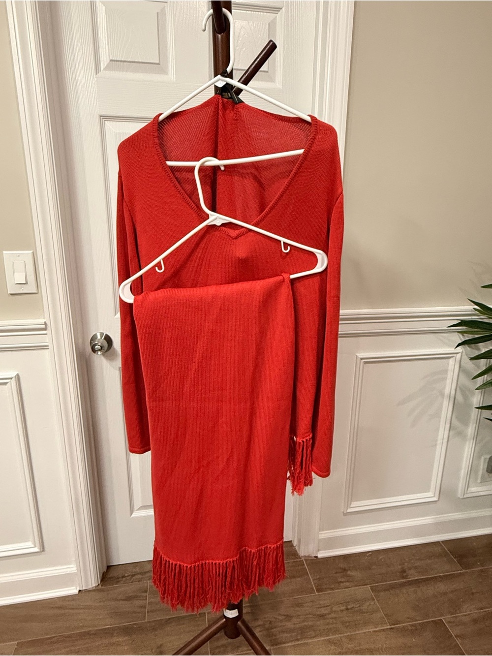 Women's Red 2XL V-Neck Fringe Long Sleeve Tunic